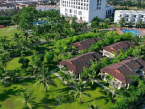 Celina Peninsula Resort- Resort đẹp Quảng Bình Các khách sạn gần Cầu Nhật Lệ 2