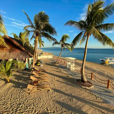 Lanas Beach Resort Carabao Island