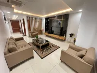 Gold Crest Air Reside Apartments - Condos