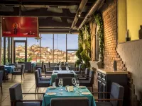 Hillmond Hotel Hotels near Bibi-Heybat Mosque