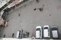 Hotel Metro Regency - Parking