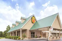 Super 8 by Wyndham Kingston Отели в г. Кингстон
