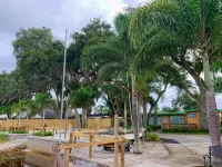Lakeside Inn and Cafe Các khách sạn ở Osceola County