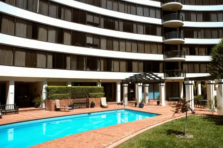 BreakFree Capital Tower Canberra