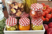 Tranquil Cabin, Off Grid with Amazing Views Hotels in Meelon