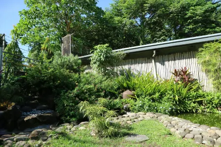 Riverview Resort and Conference Center Отели в г. Каламба