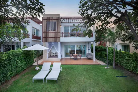 Simantra Private Villas