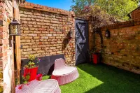 Enjoy the Pause Holiday Home Hotels in 