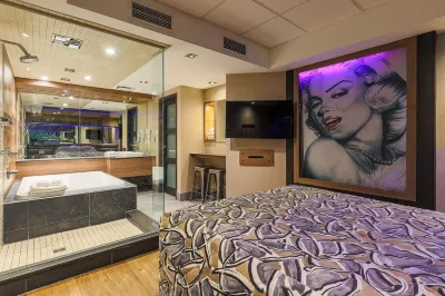 Hotel le Chablis Cadillac Отели рядом с достопримечательностью «Archambault»