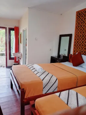 Pak Tasrip Homestay Hotels near Resort Ranu Pane
