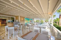 L'Oceanica Beach Resort Hotels in Çamyuva