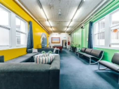 Maze Backpackers - Sydney Hotels in Sydney