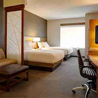 Hyatt Place Calgary Airport Rooms
