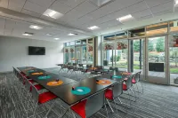 Aloft Louisville East - bar