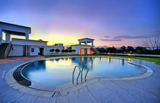 西里古裏皇家薩諾瓦波蒂科酒店