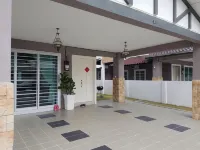 Sitiawan Homestay Entire Semi D House - 3 stjerner