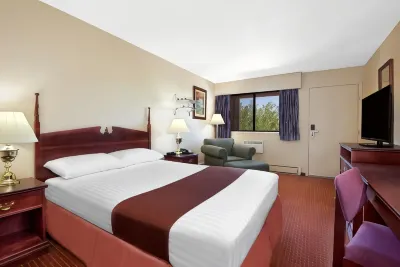 Howard Johnson by Wyndham Red Deer Hotels in Red Deer County