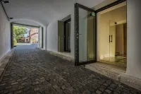 Welkam Hotels in Velky Slavkov