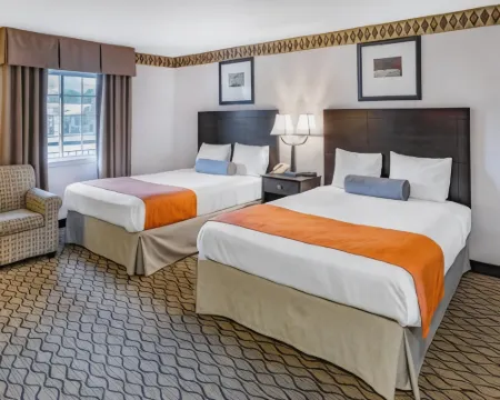 Howard Johnson by Wyndham Lenox Hotels in Lenox