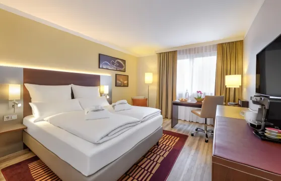 杜伊斯堡城市美居酒店