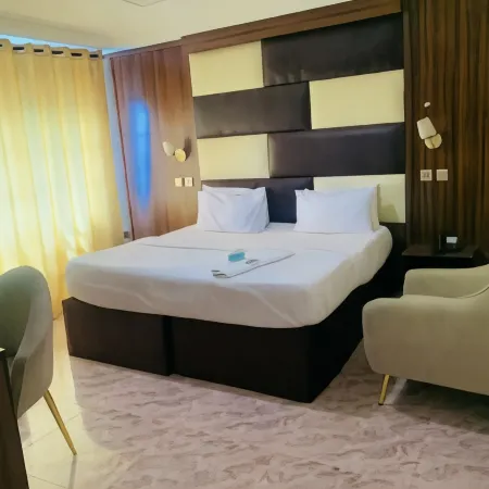 Vienna International Hotel