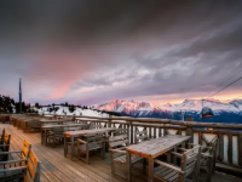 Hamilton Lodge & Spa Hotels in Naters