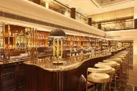 Taj Lands End - bar