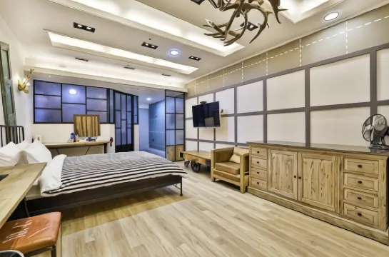 昌原上南洞遺產飯店