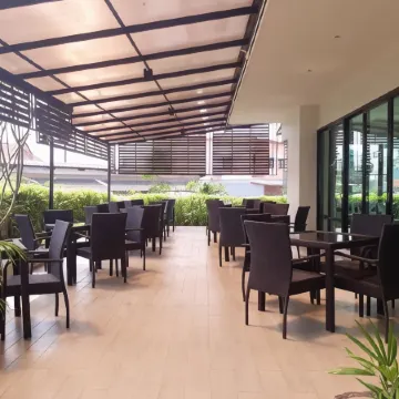 Abizz Hotel Lampang Airport