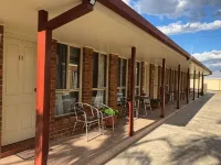 Aussie Rest Motel Hotel a Millfield