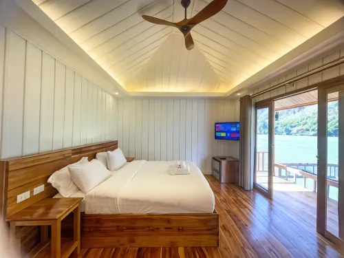 Nongkhiaw the Float House Hotel a Muang Ngoy