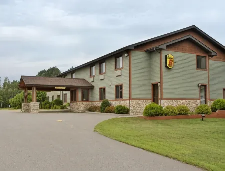 Super 8 by Wyndham Baxter/Brainerd Area