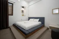 Moustachz Hauze , Georgetown Hotels in 