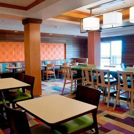 Fairfield Inn & Suites Ames