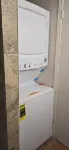Cozy Updated Cove of Heaven, 5 mins from Lake Hefner and mall. Centrally located