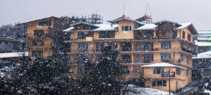 Ambika Bliss Hotels in Manāli