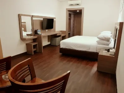 Paradise Hotel Hotel dekat Bangunan SMA Negeri 1 Tanjung balai Karimun Dahulu 陪本學校