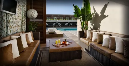 Hard Rock Hotel San Diego Отели рядом с достопримечательностью «Ботаникал Билдинг»