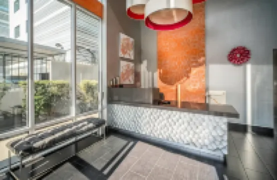 เล็กเซน โรงแรม - ฮอลลีวูด วอล์ค ออฟ เฟม/ยูนิเวอร์แซล สตูดิโอส์