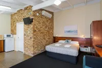 Albany Holiday Units - Beach