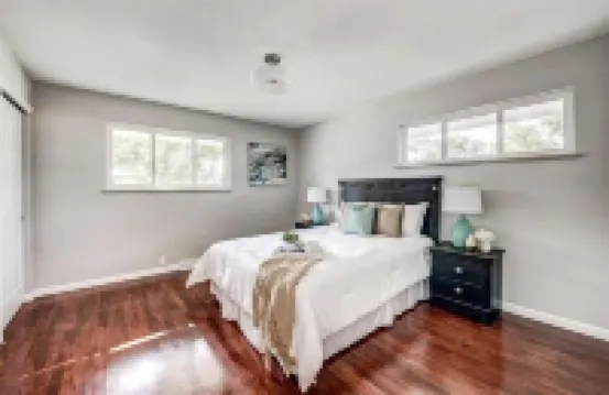 Mid-Century Modern 2 Bedroom Rambler in the heart Longmont