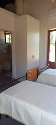 Farmhouse in the Tuscan countryside, swimming pool. Hot springs, art cities, Etruscan archaeology