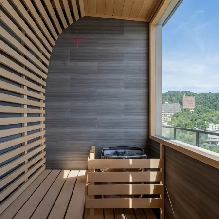 Izu Retreat Atawaga Suiko by Onko Chishin