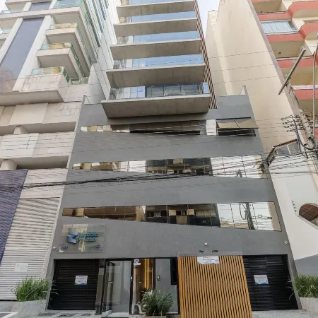 Building with New Apartments 300m from the Beach - Eep