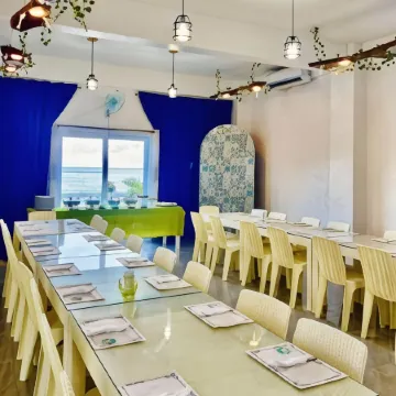 Shanedel's Inn & café