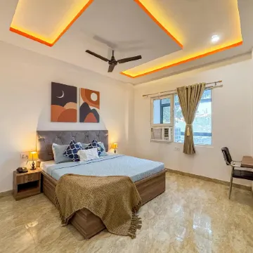 Raghuveer Sadan, Near Ram Mandir - 10 Min Walk