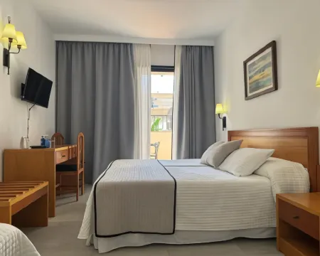 هوتل كارمين ألمونيكار باي بوش هوتلز فنادق في ألمونيكار