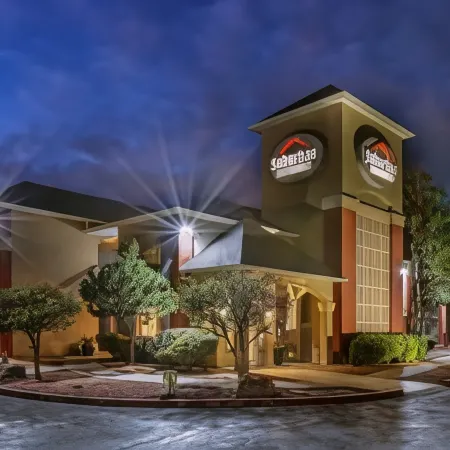 Suburban Studios Albuquerque Uptown