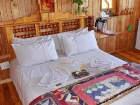 Sycamore Avenue Treehouses & Cottages Accommodation
