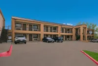 Quality Inn & Suites Round Rock - Bãi đậu xe